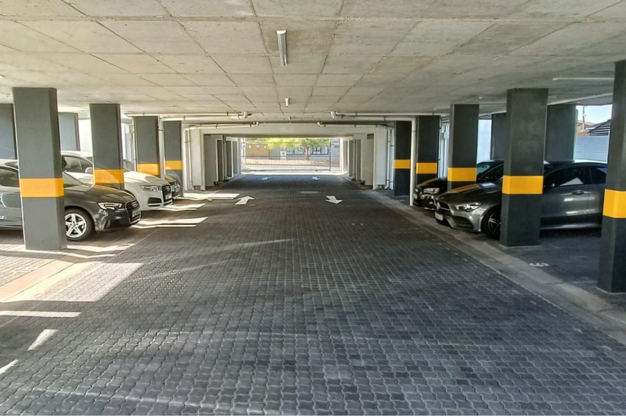 1 Bedroom Property for Sale in Table View Western Cape